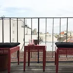 Rooftop View Apartments
